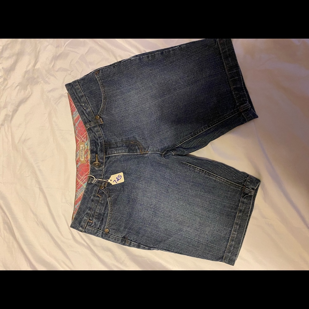 EUC Arizona denim shorts. Size 13.